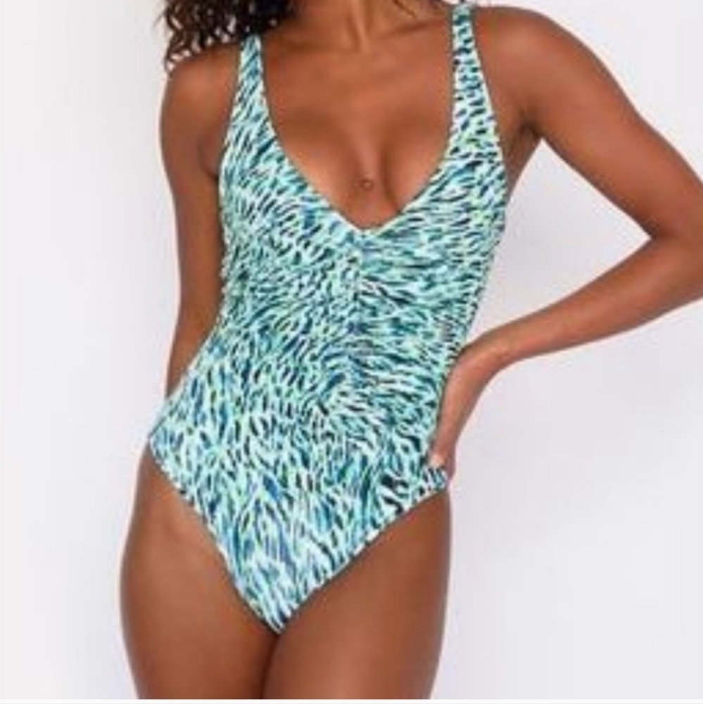 Skatie Jacelyn one piece Swimsuit in cloudbreak. New Size XSMALL